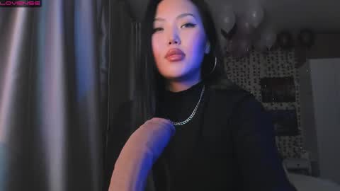 Snapshot of uko_sa chatting on November 29, 2025, 4:54 pm uko sa online show from November 29, 2025, 4:54 pm