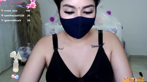 Snapshot of umarany chatting on February 26, 2025, 10:53 pm umarani online show from February 26, 2025, 10:53 pm