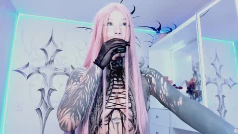 Snapshot of unachimbaherida chatting on December 27, 2024, 3:53 am Elle Danielle online show from December 27, 2024, 3:53 am