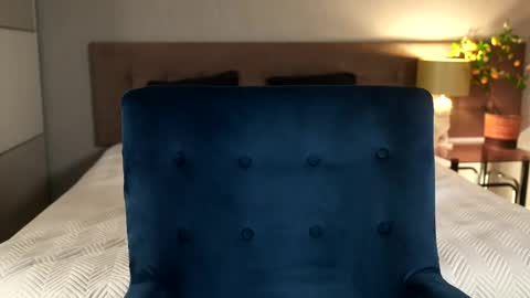 Sasha online show from October 11, 2025, 4:38 pm