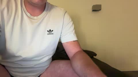 Snapshot of uncutedaustria chatting on September 23, 2025, 2:58 am Tom online show from September 23, 2025, 2:58 am