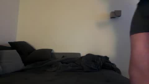 Tom online show from November 3, 2025, 10:10 pm