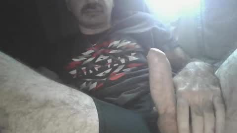 Snapshot of uncutgems818 chatting on October 17, 2025, 2:30 pm uncutgems818 online show from October 17, 2025, 2:30 pm