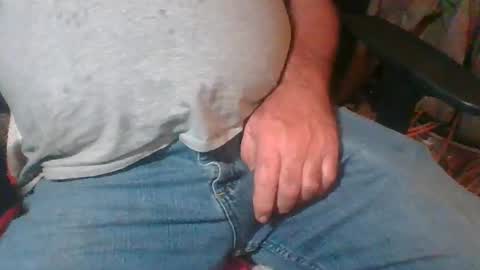 Snapshot of uncutmike7x5 chatting on December 5, 2024, 9:28 pm uncutmike7x5 online show from December 5, 2024, 9:28 pm