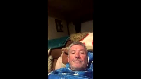 Snapshot of uncutoldboy chatting on November 3, 2025, 9:59 pm Uncutoldboy online show from November 3, 2025, 9:59 pm