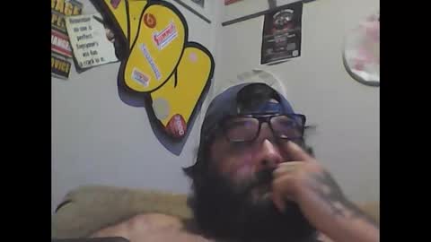 Snapshot of uncuttruss chatting on October 15, 2025, 4:23 am uncuttruss online show from October 15, 2025, 4:23 am