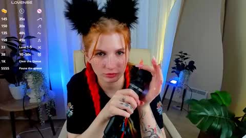 Snapshot of unicent chatting on February 24, 2025, 2:40 am Call me Mira  thumbs up its make me happy online show from February 24, 2025, 2:40 am
