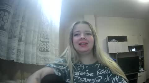 Snapshot of universeemily chatting on October 14, 2025, 6:36 am UniverseEmily online show from October 14, 2025, 6:36 am