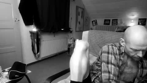 Snapshot of unlitimnaughty_ chatting on February 19, 2025, 10:12 am unlitimnaughty_ online show from February 19, 2025, 10:12 am