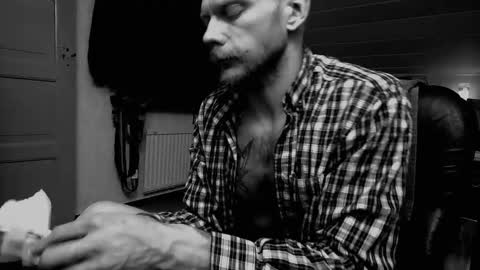 Snapshot of unlitimnaughty_ chatting on February 22, 2025, 10:18 am unlitimnaughty_ online show from February 22, 2025, 10:18 am