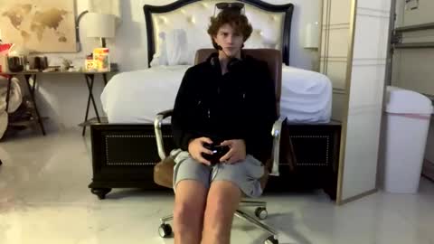 Snapshot of unverifiedbwc chatting on February 9, 2025, 12:39 am Stepbro online show from February 9, 2025, 12:39 am