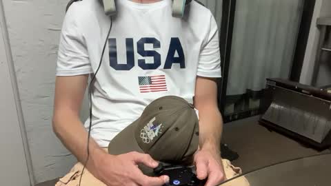 Snapshot of unverifiedbwc chatting on March 4, 2025, 11:43 pm Stepbro online show from March 4, 2025, 11:43 pm