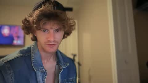 Snapshot of unverifiedbwc chatting on September 22, 2025, 11:40 pm Stepbro online show from September 22, 2025, 11:40 pm