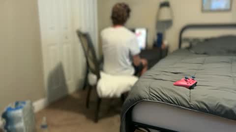 Snapshot of unverifiedbwc chatting on October 1, 2025, 11:00 pm Stepbro online show from October 1, 2025, 11:00 pm