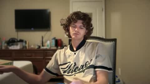 Snapshot of unverifiedbwc chatting on October 10, 2025, 8:41 pm Stepbro online show from October 10, 2025, 8:41 pm