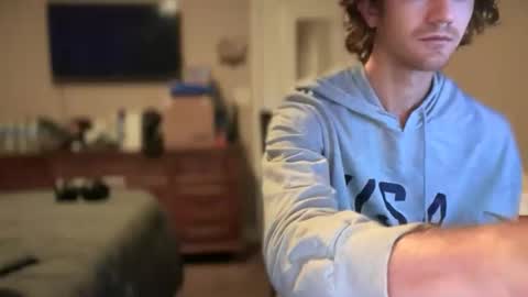 Snapshot of unverifiedbwc chatting on October 31, 2025, 5:41 am Stepbro online show from October 31, 2025, 5:41 am