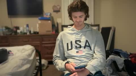 Snapshot of unverifiedbwc chatting on October 31, 2025, 6:09 pm Stepbro online show from October 31, 2025, 6:09 pm