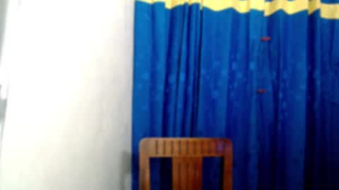 Snapshot of ur_cathy chatting on October 28, 2025, 9:39 pm catherine online show from October 28, 2025, 9:39 pm