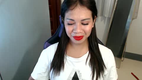 Vee online show from January 1, 2025, 5:54 am