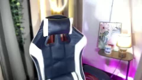 Snapshot of ur_dazzlingmorenaxx chatting on November 7, 2025, 1:49 am ur_dazzlingmorenaxx online show from November 7, 2025, 1:49 am