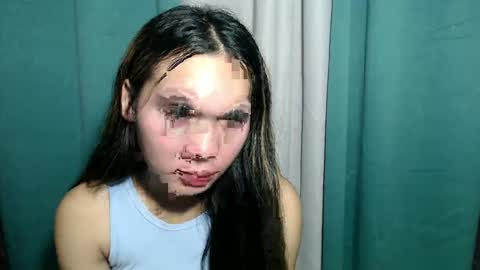 Snapshot of ur_innocent_girlx chatting on February 8, 2025, 2:58 am QUEENSY online show from February 8, 2025, 2:58 am