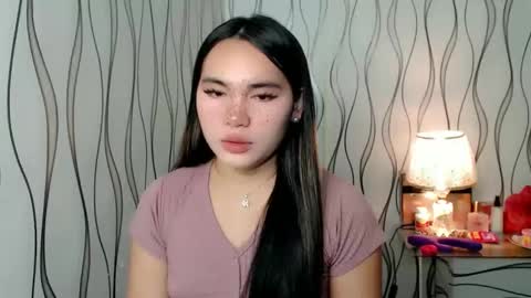 QUEENSY online show from November 20, 2025, 12:33 am