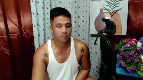 Snapshot of ur_pinoydave chatting on December 11, 2024, 12:23 pm Dave online show from December 11, 2024, 12:23 pm