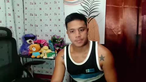 Snapshot of ur_pinoydave chatting on January 22, 2025, 11:53 pm Dave online show from January 22, 2025, 11:53 pm