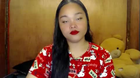 Lycah online show from November 3, 2025, 9:43 am