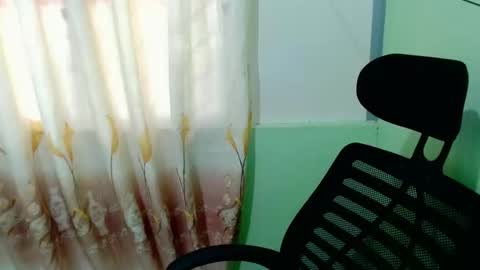 urasian_joy online show from October 29, 2025, 5:53 am