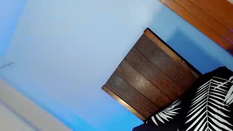 Snapshot of urasian_pampelatch chatting on November 16, 2025, 2:28 am MarieMars online show from November 16, 2025, 2:28 am