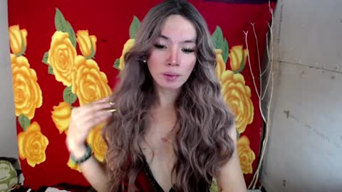 Snapshot of urasian_slut_yana chatting on December 18, 2024, 9:58 am yana online show from December 18, 2024, 9:58 am
