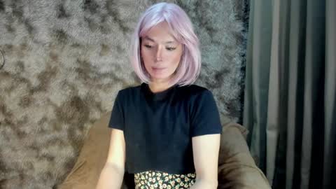 Snapshot of urasian_slut_yana chatting on February 4, 2025, 6:04 am yana online show from February 4, 2025, 6:04 am