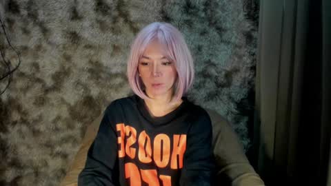Snapshot of urasian_slut_yana chatting on February 5, 2025, 10:19 am yana online show from February 5, 2025, 10:19 am