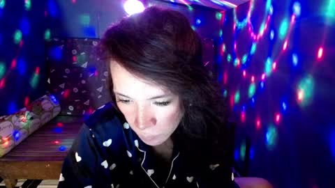Snapshot of urasian_slut_yana chatting on March 9, 2025, 11:58 am yana online show from March 9, 2025, 11:58 am