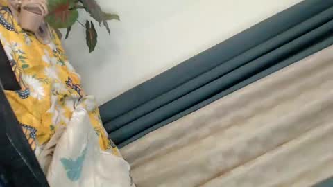 Snapshot of urbaby_molina69 chatting on February 28, 2025, 5:48 pm its me Molina online show from February 28, 2025, 5:48 pm