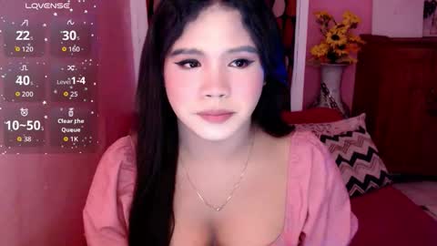 Sofia online show from November 17, 2025, 5:41 pm