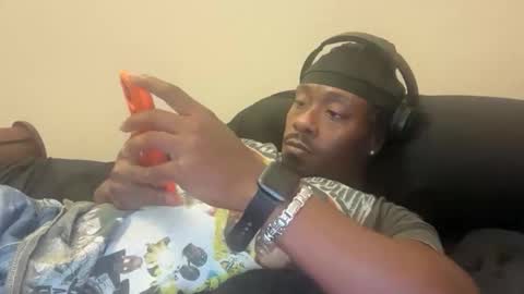 urbandick5 online show from November 11, 2025, 12:10 am