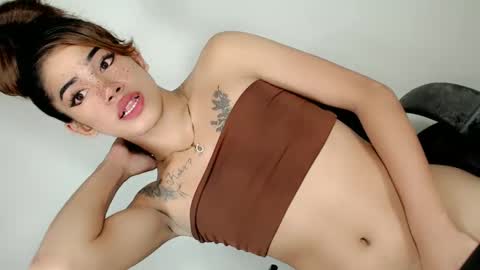 Snapshot of urbitch_haley69xx chatting on February 23, 2025, 6:23 pm Haley Mhate online show from February 23, 2025, 6:23 pm