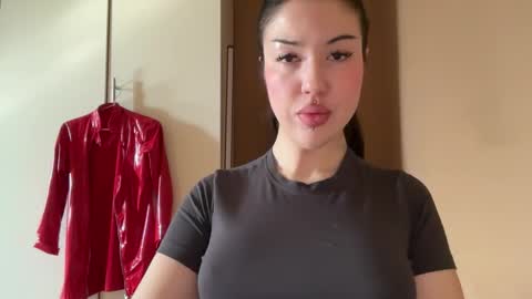 Snapshot of urdevilbaby chatting on September 16, 2025, 7:20 am Margo online show from September 16, 2025, 7:20 am