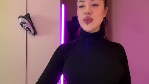 Snapshot of urdevilbaby chatting on October 26, 2025, 7:58 am Margo online show from October 26, 2025, 7:58 am