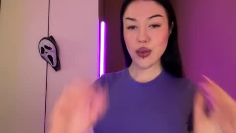 Snapshot of urdevilbaby chatting on November 2, 2025, 12:07 pm Margo online show from November 2, 2025, 12:07 pm