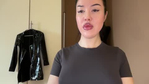 Snapshot of urdevilbaby chatting on November 28, 2025, 7:00 am Margo online show from November 28, 2025, 7:00 am