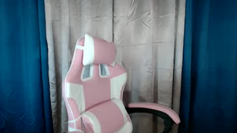 Snapshot of urfantacyjamaica chatting on January 12, 2025, 4:52 am ayumi reacher online show from January 12, 2025, 4:52 am