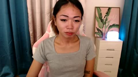 ayumi reacher online show from February 10, 2025, 2:08 am