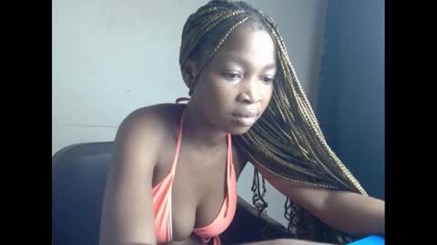 Snapshot of urflirtydoll chatting on January 19, 2025, 5:15 am urflirtydoll online show from January 19, 2025, 5:15 am