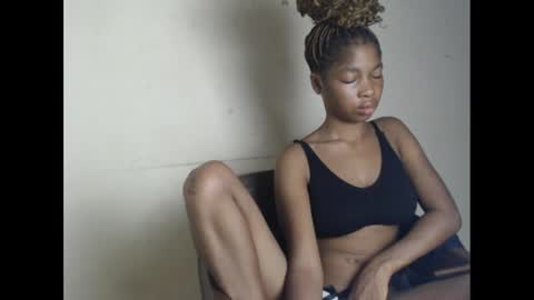 Snapshot of urflirtydoll chatting on January 22, 2025, 3:31 am urflirtydoll online show from January 22, 2025, 3:31 am