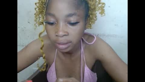 Snapshot of urflirtydoll chatting on September 26, 2025, 6:45 pm urflirtydoll online show from September 26, 2025, 6:45 pm