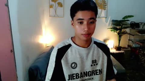 Snapshot of urguy_habibi chatting on December 3, 2025, 11:52 am Bib online show from December 3, 2025, 11:52 am