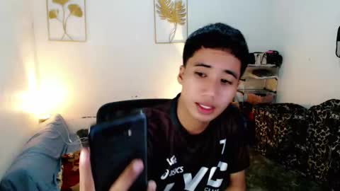 Snapshot of urguy_habibi chatting on December 4, 2025, 6:49 pm Bib online show from December 4, 2025, 6:49 pm